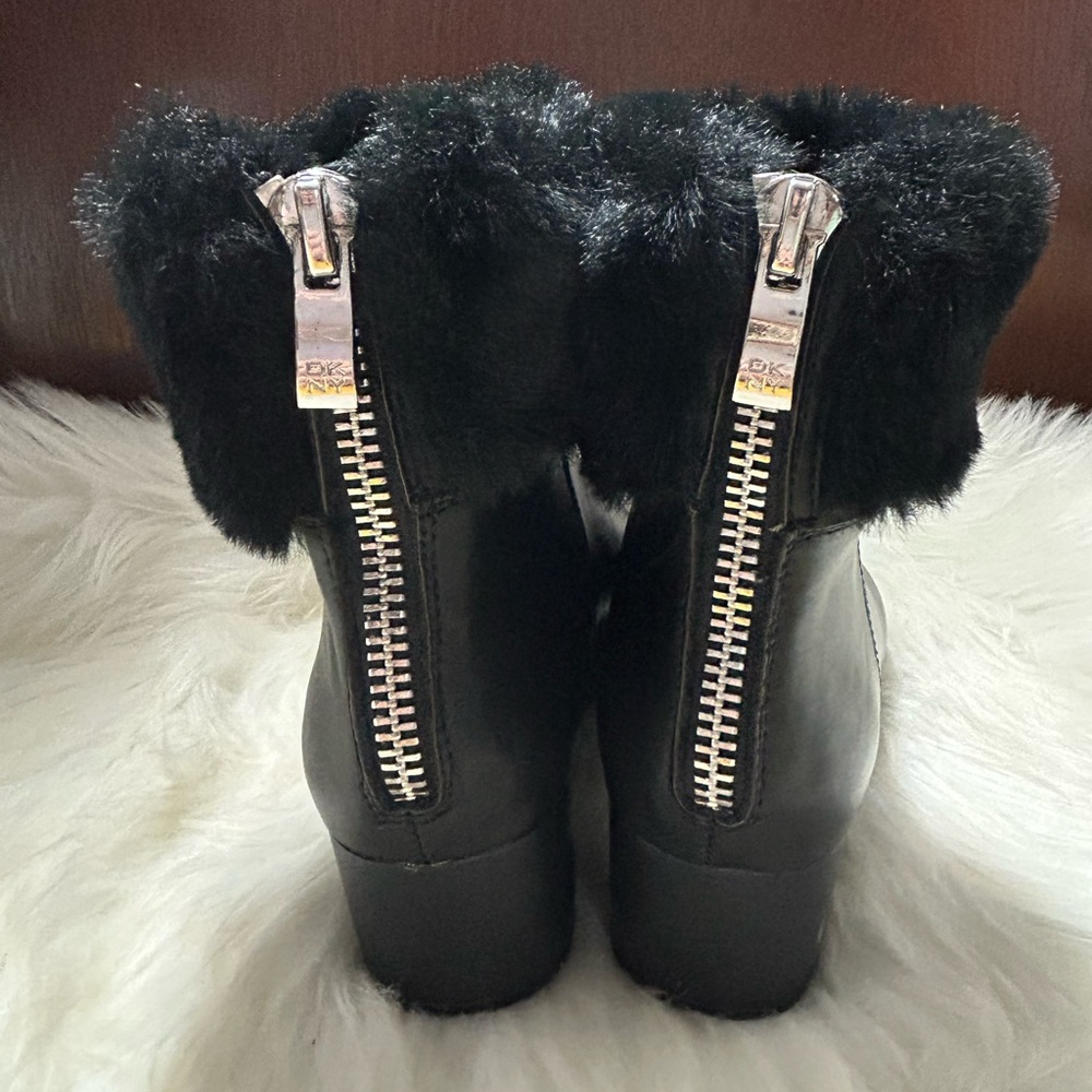 DKNY Abri Faux Fur Wedge Booties Size 6.5 - Picture 5 of 15